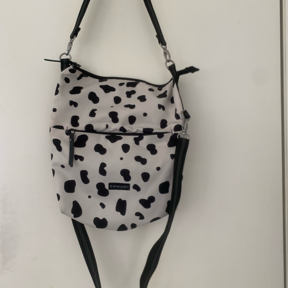Sherpäni Crossbody Bag